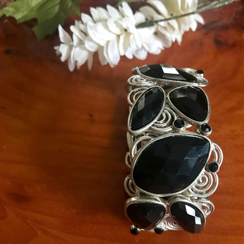 Bracelet - Picture 3 of 3